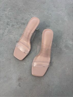 Acrylic Block Heel Sandals – Size 6.5